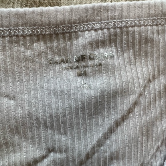 Year Of Ours Ribbed Cropped Top - Picture 4 of 4